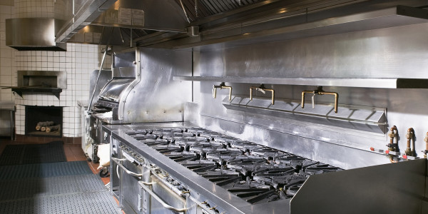 Limpiezas de Conductos de Extracción y Ventilación Badolatosa · Cocina de Restaurantes
